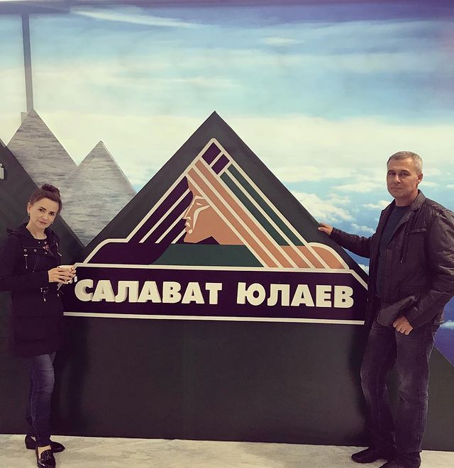 evgeniya_00 в LOOKY. #умеемможемпрактикуем,#практикуемвсейсемьей,#любимхоккей,#салаватюлаевуфа,#победазанами. Любим хоккей, болеем...