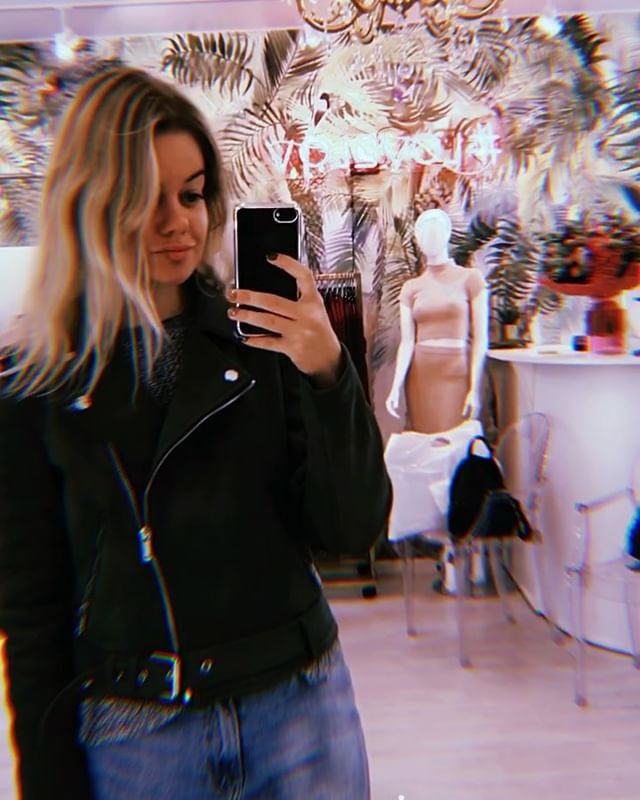 anna_ts_0704 in LOOKY. #moscowplaces,#шоуруммосква,#russiangirlsgram,#fashionblog,#russianfashion,#обзоршоурумов,#fashionvideo,#lov2lov. Вчера посетила очень...