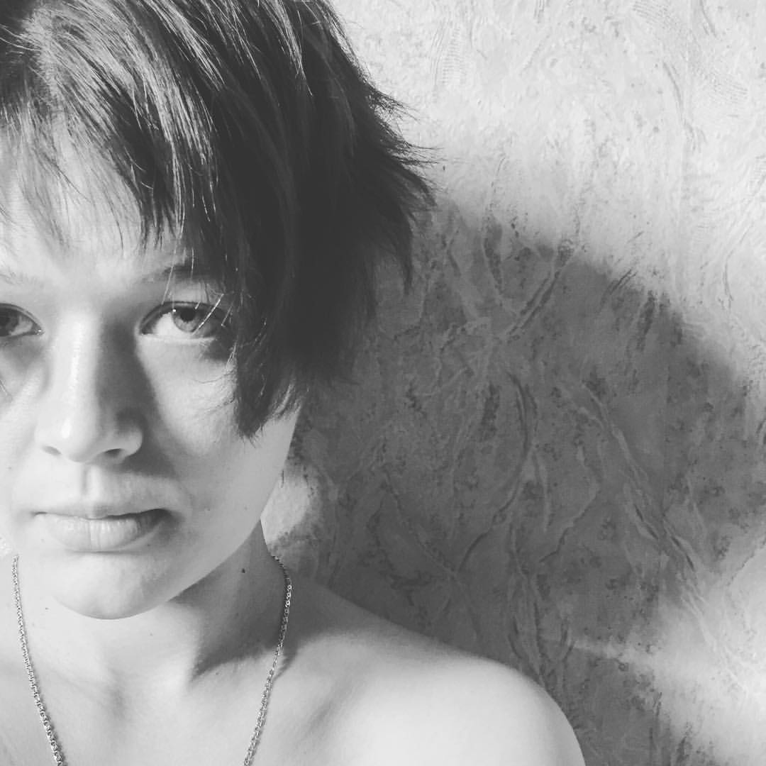elena_m_galtsova в LOOKY — В нашей жизни, когда порошею
Заметает нам вьюга путь,
Я прош