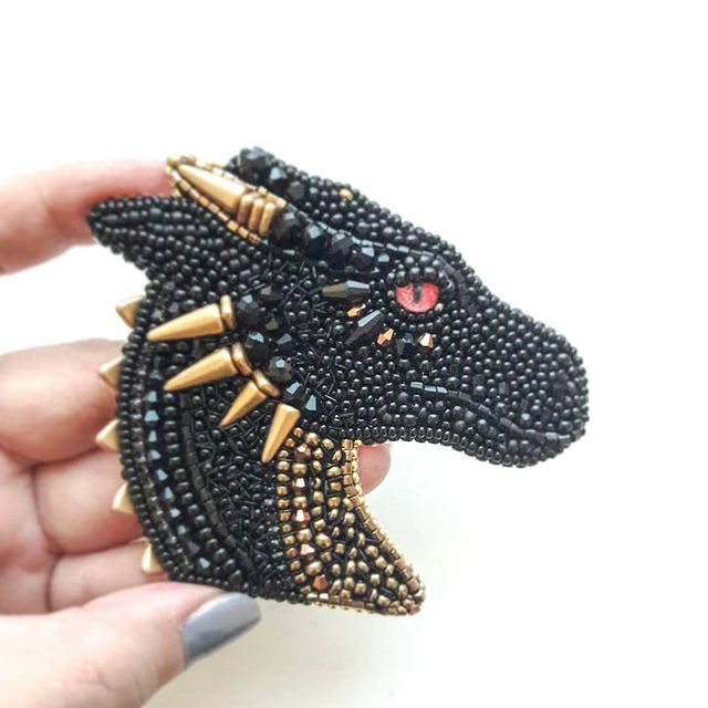 mariavasa в LOOKY. #брошьизбисера,#брошьручнойработы,#handmadebrooch,#брошьдраконизбисера,#брошьдракон. Вот такой дракон пол...