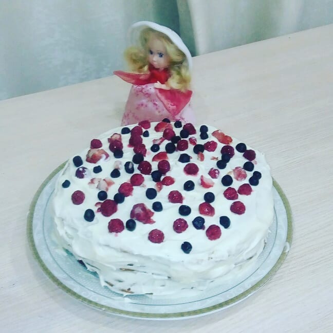 _anny_sofiiki в LOOKY. #суббота,,#вдохновение,#кондитерские,#эксперименты.,#тортик,#молочнаядевочка,,#меню,#выпечка#семья#тортсягодами,#торт,#оченьвкусно😋. Опять #суббота, опят...