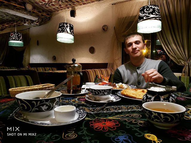 stagis86 в LOOKY. #бухара#buhara. Зашли перекусить пос...