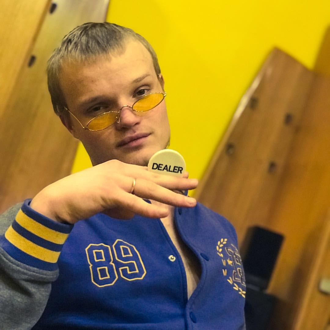 stfumxn в LOOKY — P-p-poker.