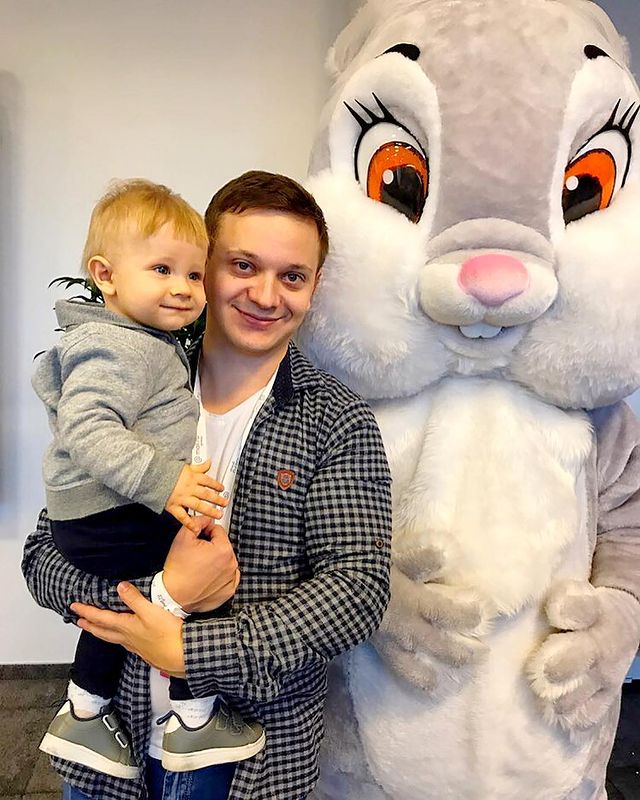 pavel.butkevich в LOOKY. #keksikbutkevich,#butkevichfamily. Наша первая Ёлка!
#k...