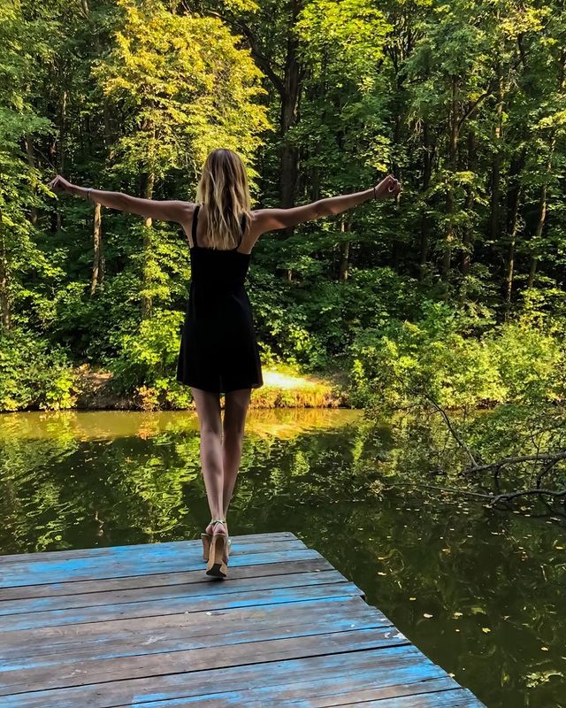 b_stt в LOOKY. #жизнь,#лесноеозеро,#люблюприроду,#хочулето,#dayflash. Великая красота прир...