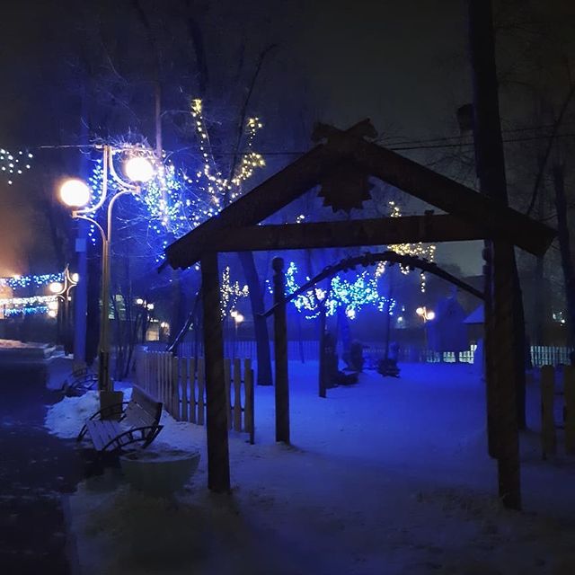 pampam_kor в LOOKY. #привет,#мой,#любимый,#город,#абакан,#хакасия,#день,#воспоминания,#путишествие,#гуляем,#дорога,#фото,#мир,#новыйгод,#вечер,#жизнь,#life,#world,#instagram,#blogger,#instaphoto,#instaworld,#light,#girls,#daybyday,#like,#follow,#abk,#night,#walk. Маленькое чудо✨✨
.
....