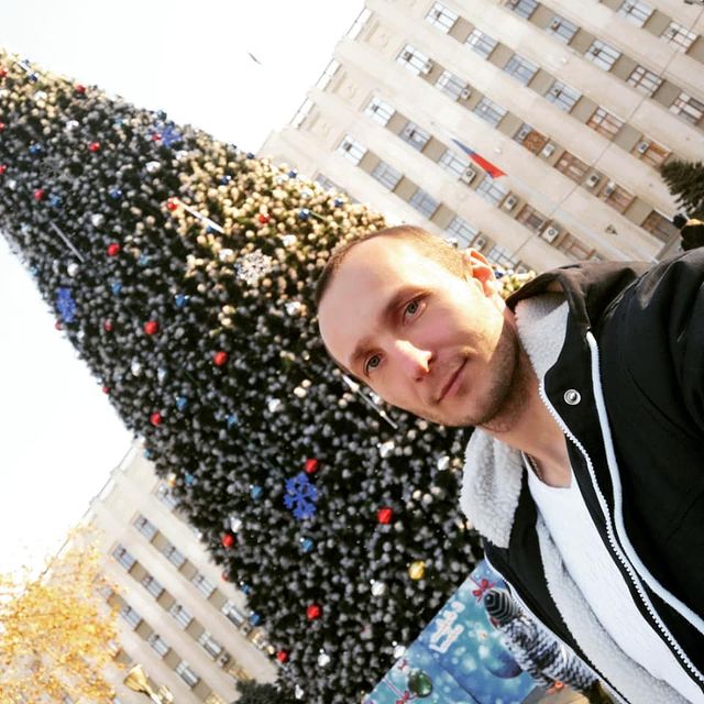 aleksei_zhukavin в LOOKY. #новыйгод. #новыйгод