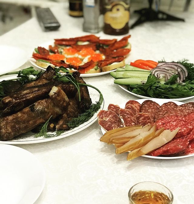evgeniya_00 в LOOKY. #ящитаю,#2019,#сновымгодом2019. 1 января. Вечер. Спа...