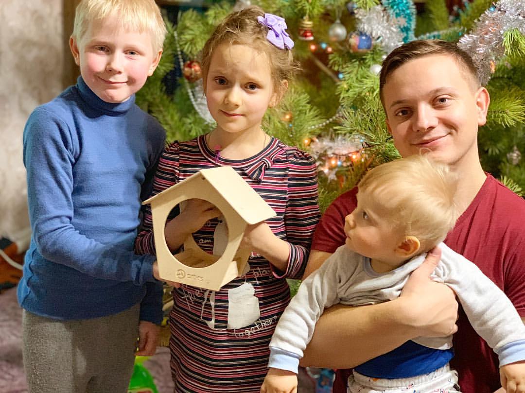 Спасибо #Artics за счастливое детство! 
Мастерили всей семьёй 😍
