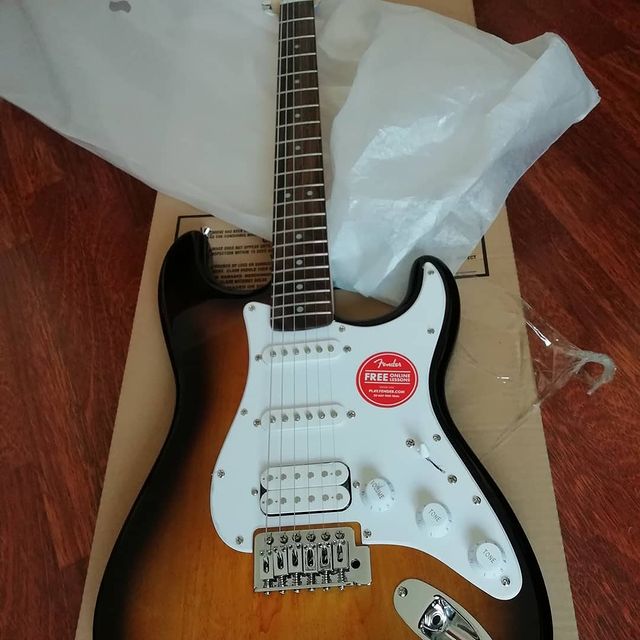 deyterriy.re в LOOKY. #Squier,#Fender,#PopMusic. #Squier #Fender
#Pop...