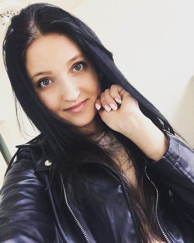 solodkinamarina771 в LOOKY. . 🙋🏽‍♀️🖤