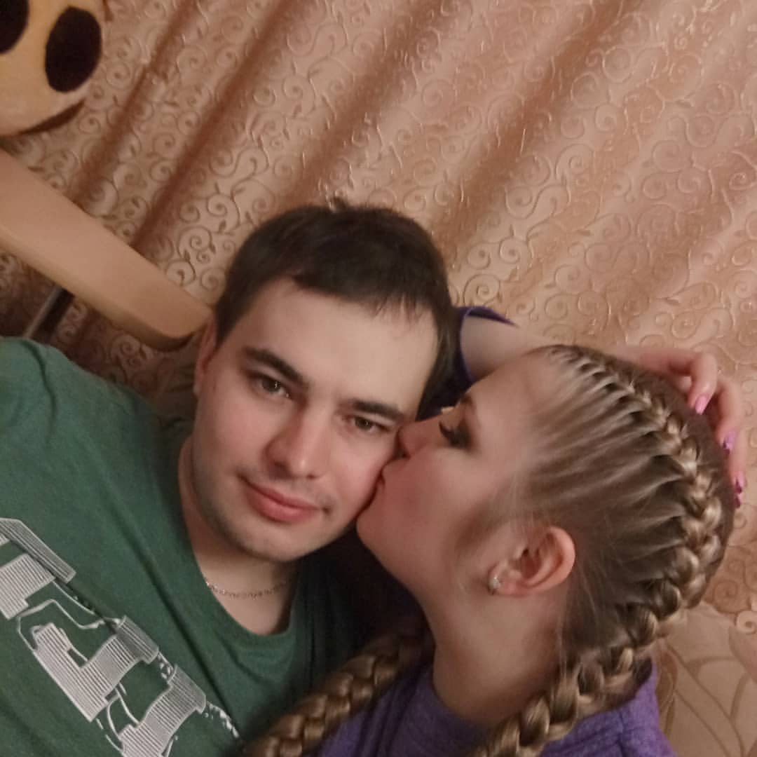 __sementsovamary__ in LOOKY. . Дома... Как же хочет...