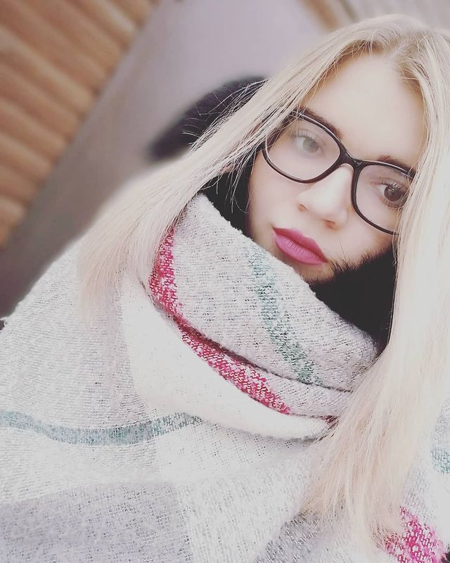 alinamarina1409 в LOOKY. . 🖤