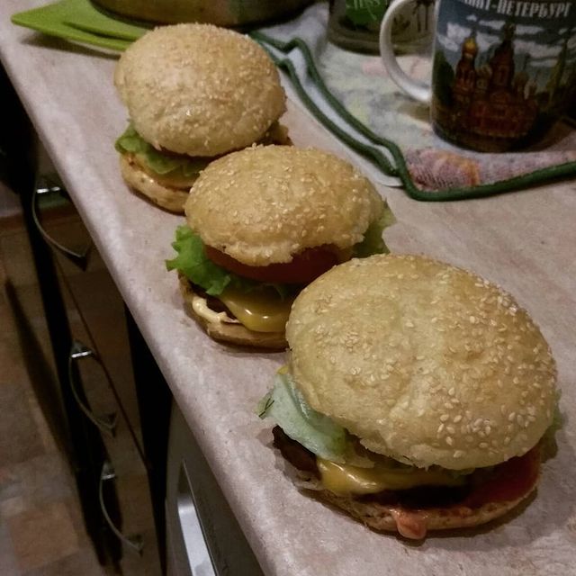 chaotig в LOOKY. #слюбовью,#готовимпрактикуемся,#burgers. Ну вот они...Долгожд...
