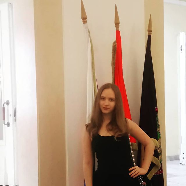 jkj_z в LOOKY. . null