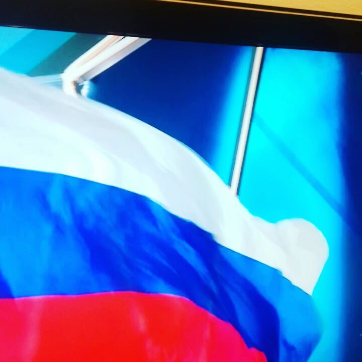 shimaviki в LOOKY. #хор#гимнроссии#мойсын#1канал. Универсиада Краснояр...