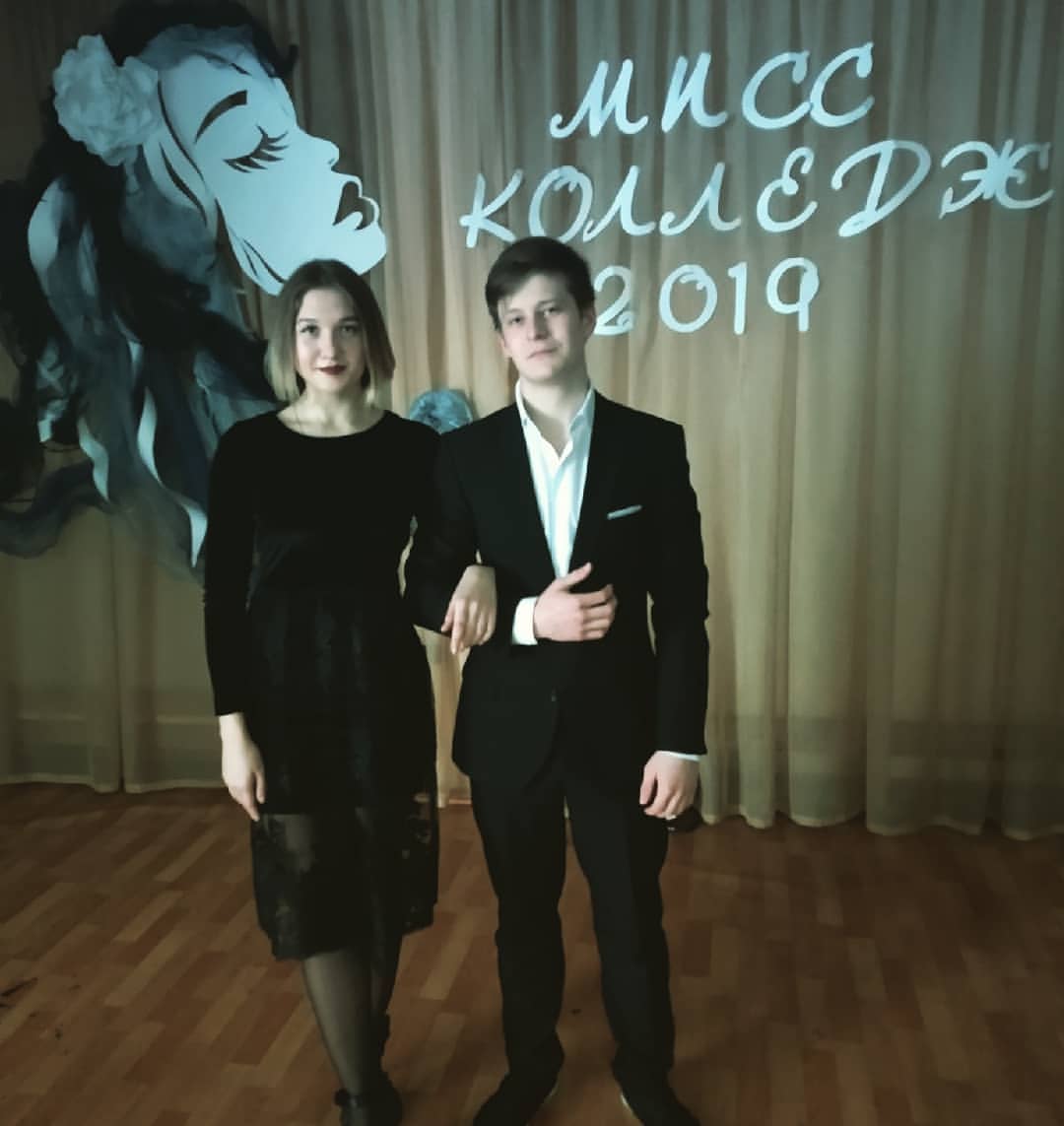 sashapynkov in LOOKY. . Лучшие ведущие 2019 ...