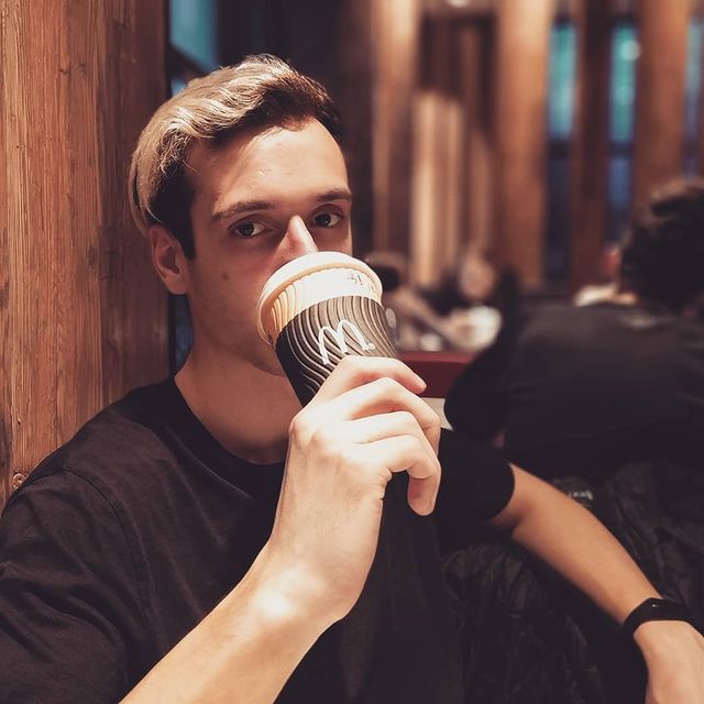 shestacoffee в LOOKY. . null