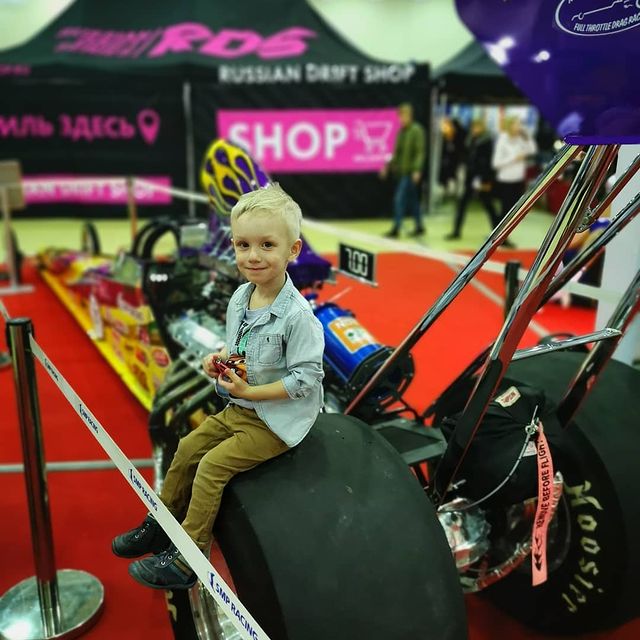 pashaslm в LOOKY. #motorsportexpo,#motorsportexpo2019,#самыйлучшийсын. #motorsportexpo #mot...