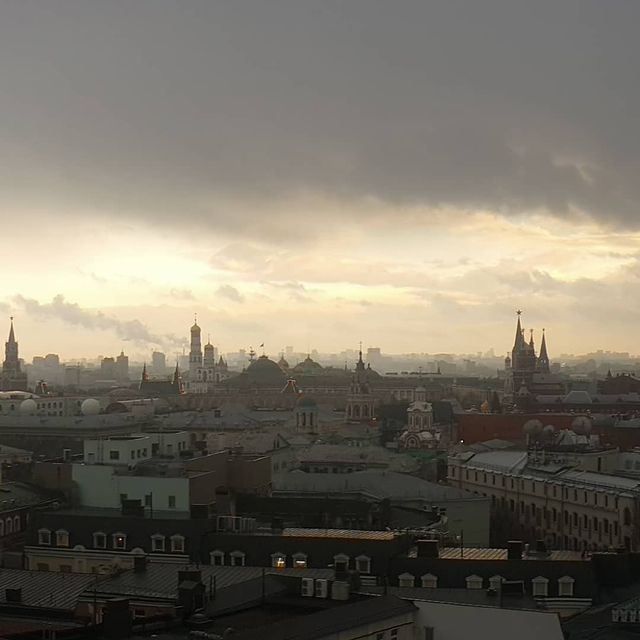 tv_mow_led в LOOKY. #moscow,#moscowcity,#moscow_live,#moscowdays,#msk,#russia,#moskva,#intermsk,#мск,#москва,#москвалюблютебя,#москваялюблютебя,#russiaphoto,#russiaphoto_rus,#instagramrussia,#photography,#россия,#bf_russia,#gf_russia,#winter,#landscape,##road,#зима,#москвасити. #moscow #moscowcity ...