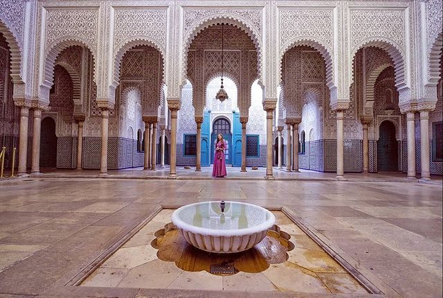 natalidenisova10 в LOOKY. #natalidenisova10_marocco,#natalidenisova10_africa,#marocco,#africa,#wonderful_places,#worldplaces,#travelblogger,#путешествияпомиру,#travelphotographer,#marocco🇲🇦,#hello_worldpics,#map_of_europe,#living_destinations,#igworld_global,#natgeoru,#visitmorocco,#блогопутешествиях,#loves_morocco,#living_europe,#simplymorocco,#topeuropephoto,#dametraveler,#касабланка,#марокко,#inmorocco,#moroccovacations,#morocco,#начнипутешествовать,#morocco_vacations,#topmoroccophoto. Листайте ⏩ Какое фот...