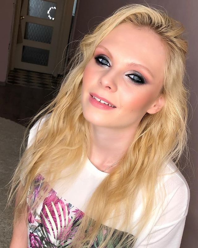 marishveps_25 в LOOKY. #модель,#мейкап,#визажист,#макияж,#макияжглаз,#асякрасит,#красотка,#instagood,#instamakeup,#instaphoto,#instalook,#lookatme,#makeup,#photo,#model,#photography,#beautifulgirl,#beauty,#picoftheday,#pic,#picture,#pictures,#adorable,#visagist. Когда ты модель у ви...