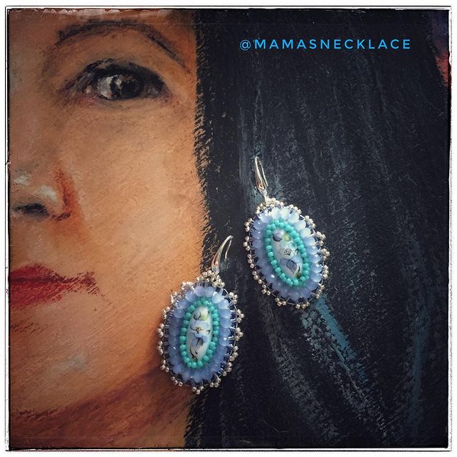 mamasnecklace в LOOKY. #счастьеесть,#серьги,#украшенияручнойработы,#украшения,#ручнаяработа,#подарки,#подарокженщине,#любимыйхудожник,#финифть. .
Ещё одни серьги с ...