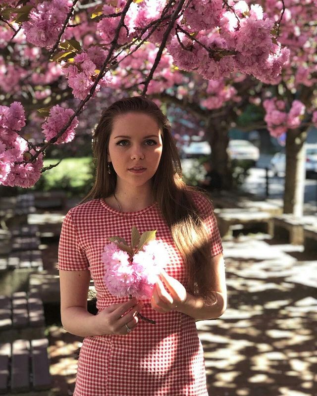 ideniseva в LOOKY. #prague,#spring,#czechrepublic,#studentgirl,#student,#happytime,#happy,#myworld,#sakura,#cherrysakura,#cherry,#mylife,#amazingday,#amazinglife,#lovesomuch,#lovelylife. Весна - самое лучшее...