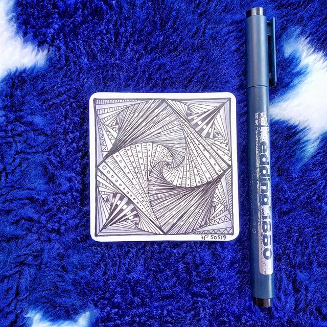 leopardik775 в LOOKY. #монодзен,#monotangle,#paradox,#zentangle,#leo75рисует. #монодзен #monotangl...