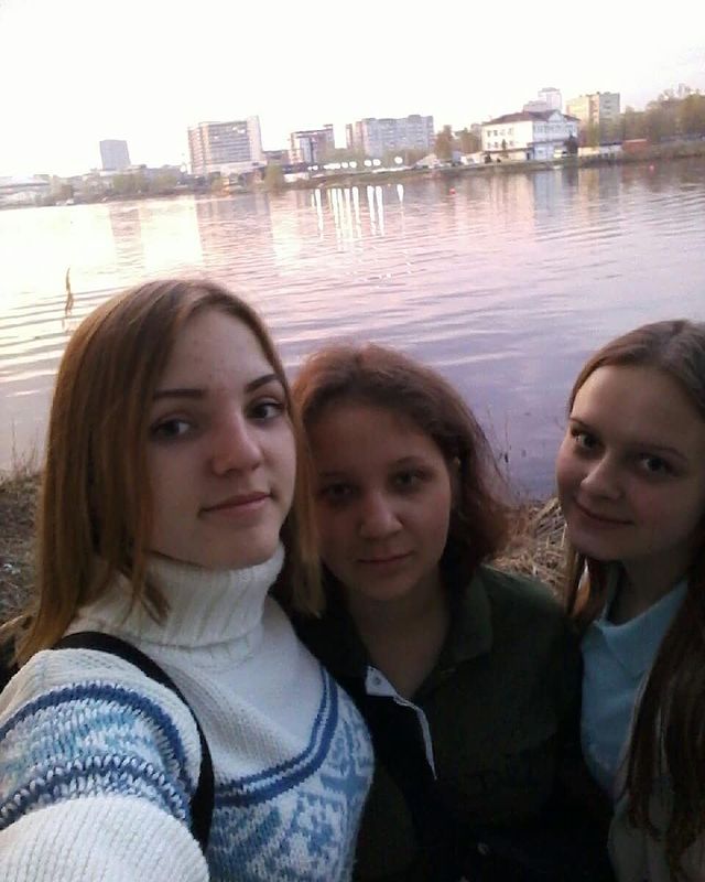kotopes2001 в LOOKY. . В Казани с друзьями)...