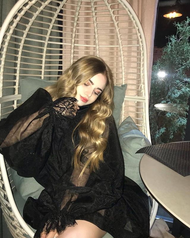 v__vicky____ в LOOKY. . 🥀