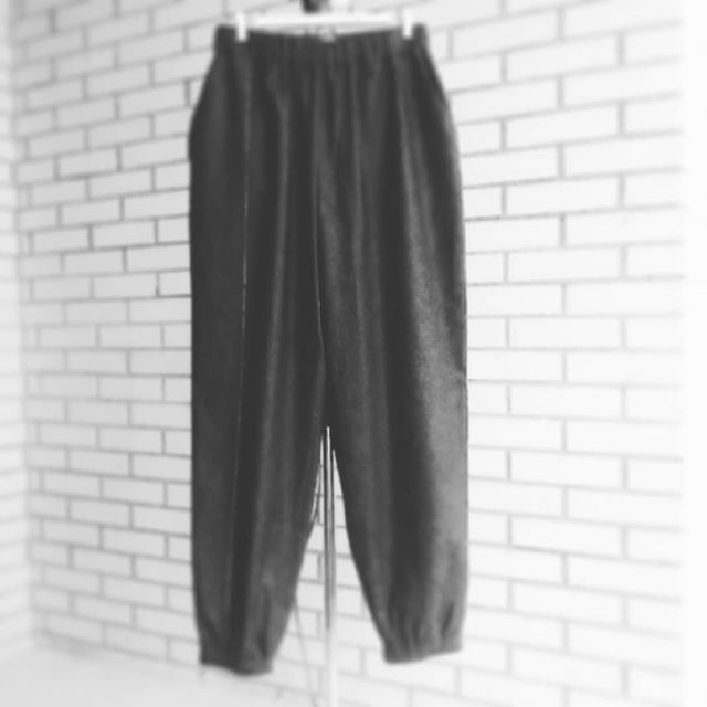 aciduzu_ в LOOKY. #лён,#лен,#льнянаяодежда,#льнянойкостюм,#минимализм. Брюки льняные. #лён ...