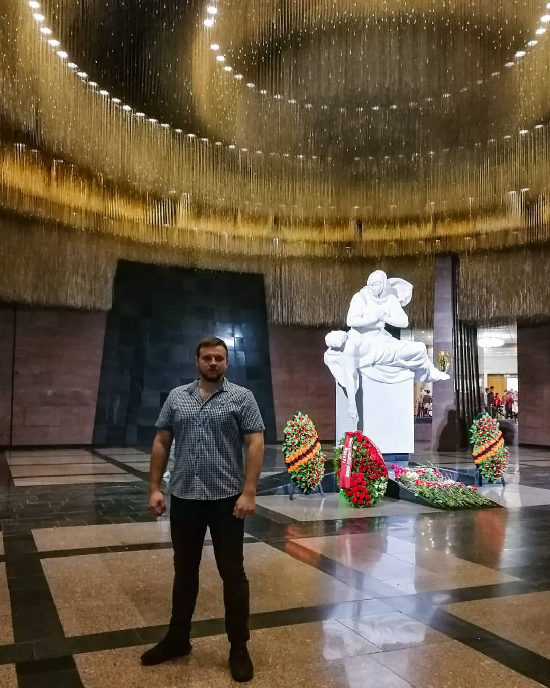 sergey_kruzin in LOOKY. . null