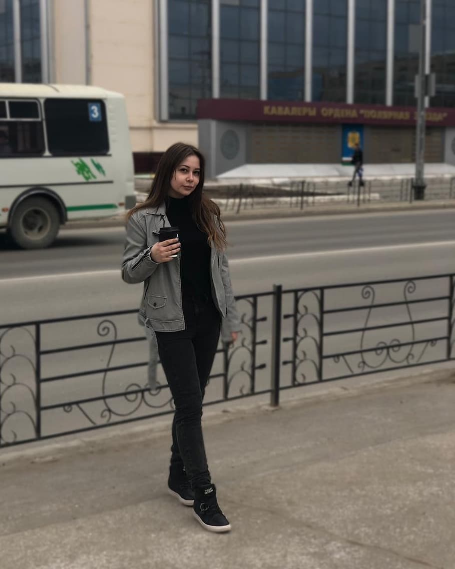 elizabeth_polkov в LOOKY. . Жизнь без кофе - не ...