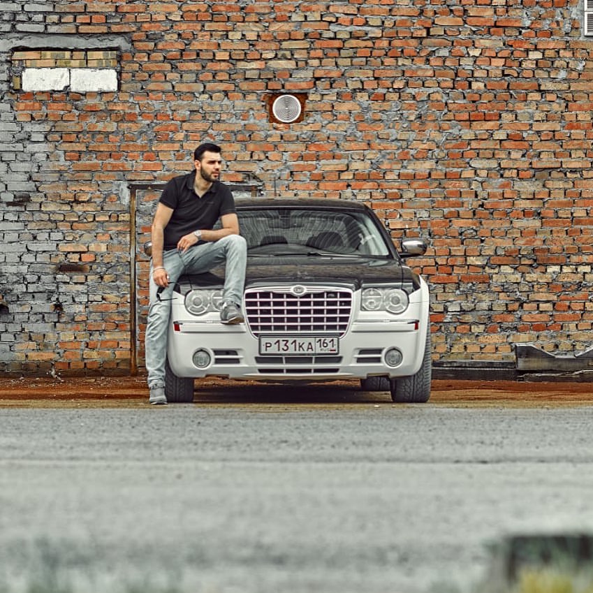 mishka_korollev в LOOKY — Смотрите какая неаккуратная кирпичная кладка)
Ph.: @slv312