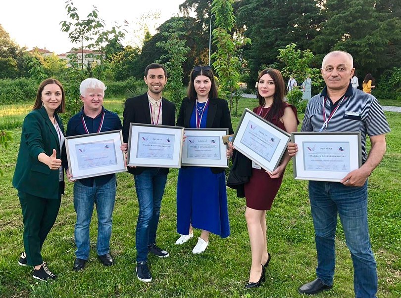 nurlan_aliev в LOOKY. #медиафорумонф2019,#онф. В отпуск можно уже н...