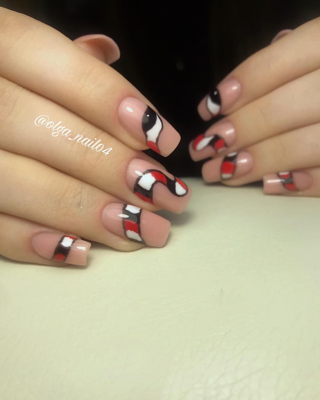 olga_nail04 в LOOKY — Коррекция дизайн Змея. 🐍🐍🐍 #хельганогти #горноалтайск #ал