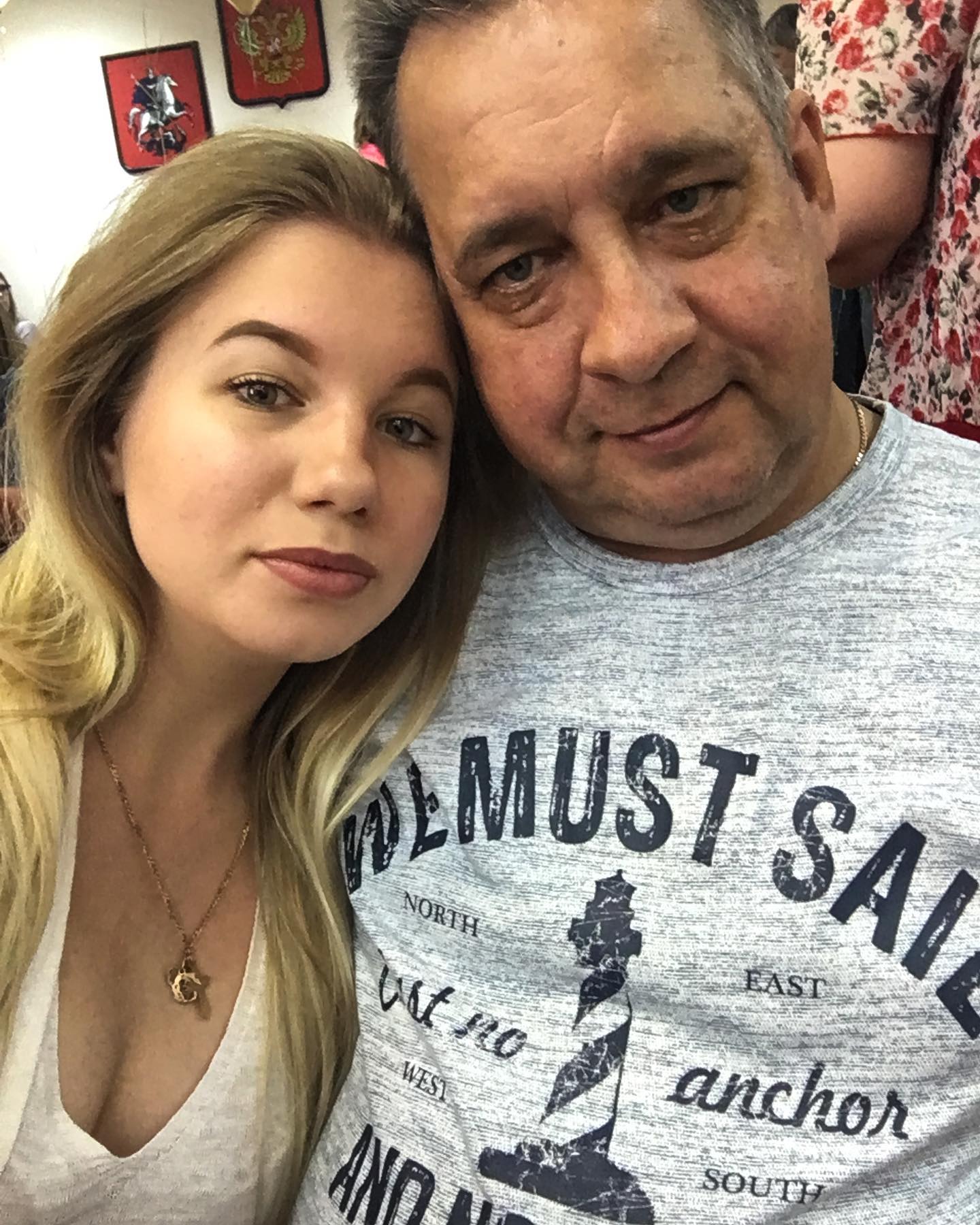 e.razvedchenko в LOOKY — Папина доча ♥️ 🥺 👧🏼
Единственный друг из мужчин - папа ☺️