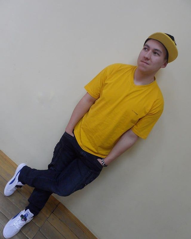 anton_nagikh в LOOKY. #своя_история,#нетпределасовершенству,#бесконечно_сильно,#смазанная_фотография,#notnlirik,#твоё_будущие,#АнтонНагих,#YourFutureToday,#nnov,#трансформатор,#путькуспеху,#успехтолькоуспех,#Мечта_рядом,#делай_ради_мечты,#меняйсядлясебя,#трансформаторвремени,#трансформатор2. 2013 год. Уже в то в...