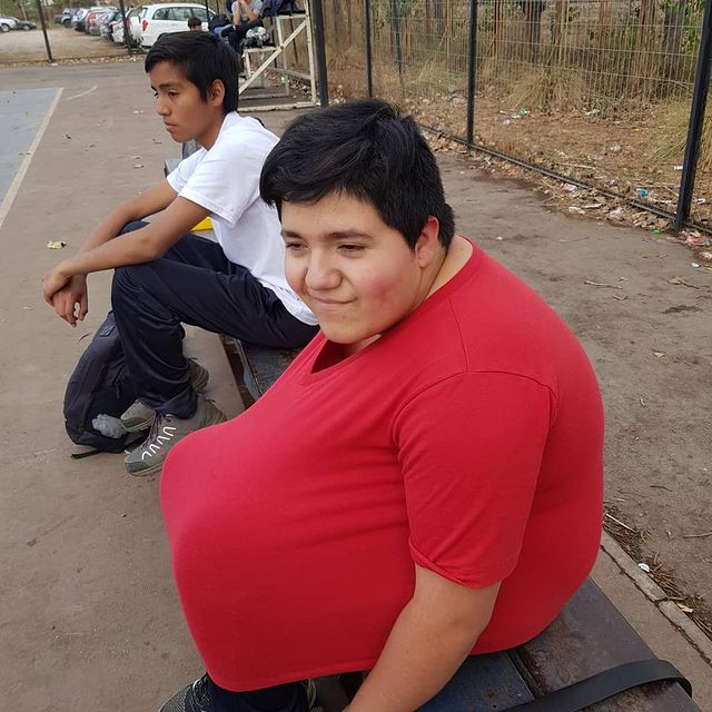 chilling_sebax в LOOKY. . Corte huevito jaja