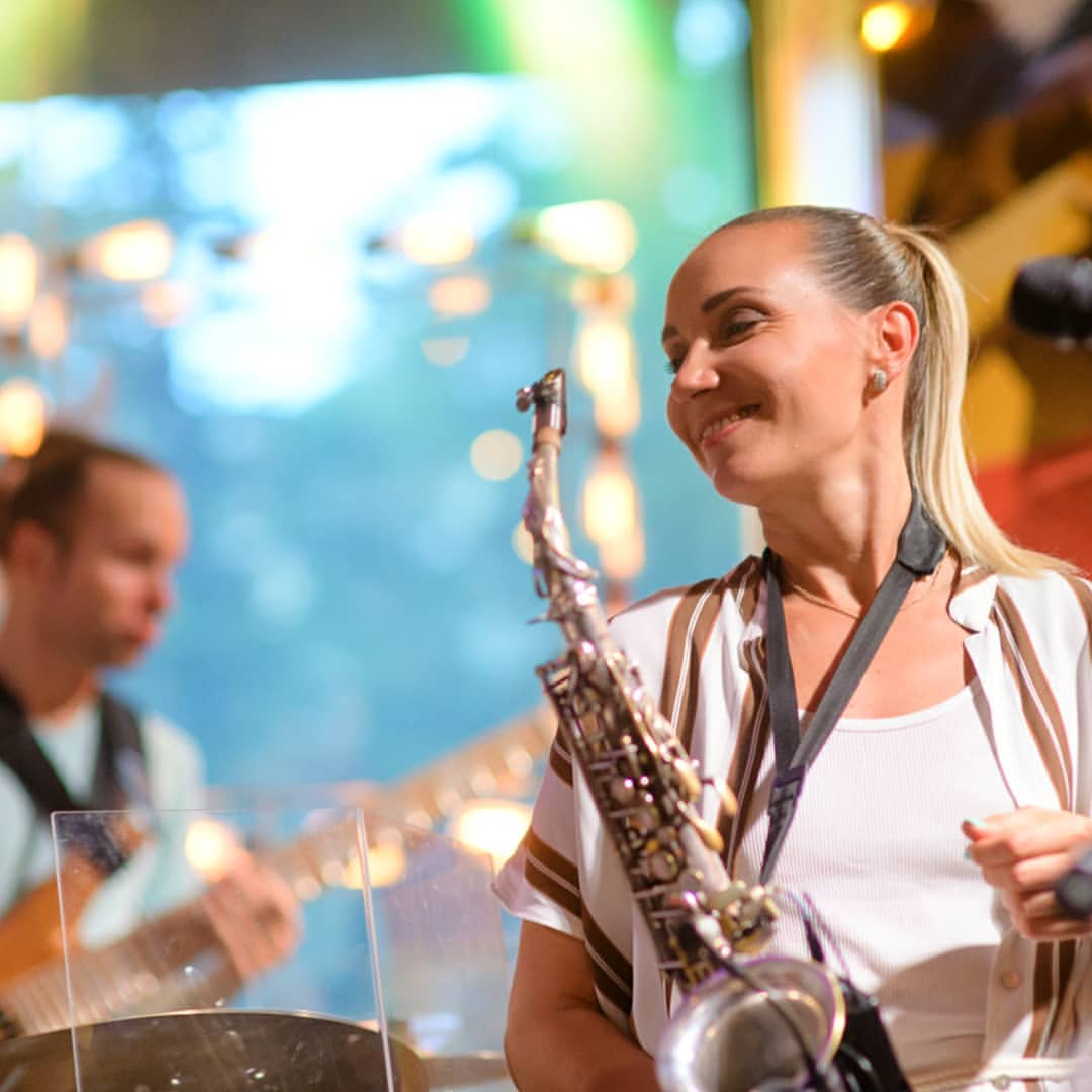 kristina_tis_sax_player в LOOKY — фото 7