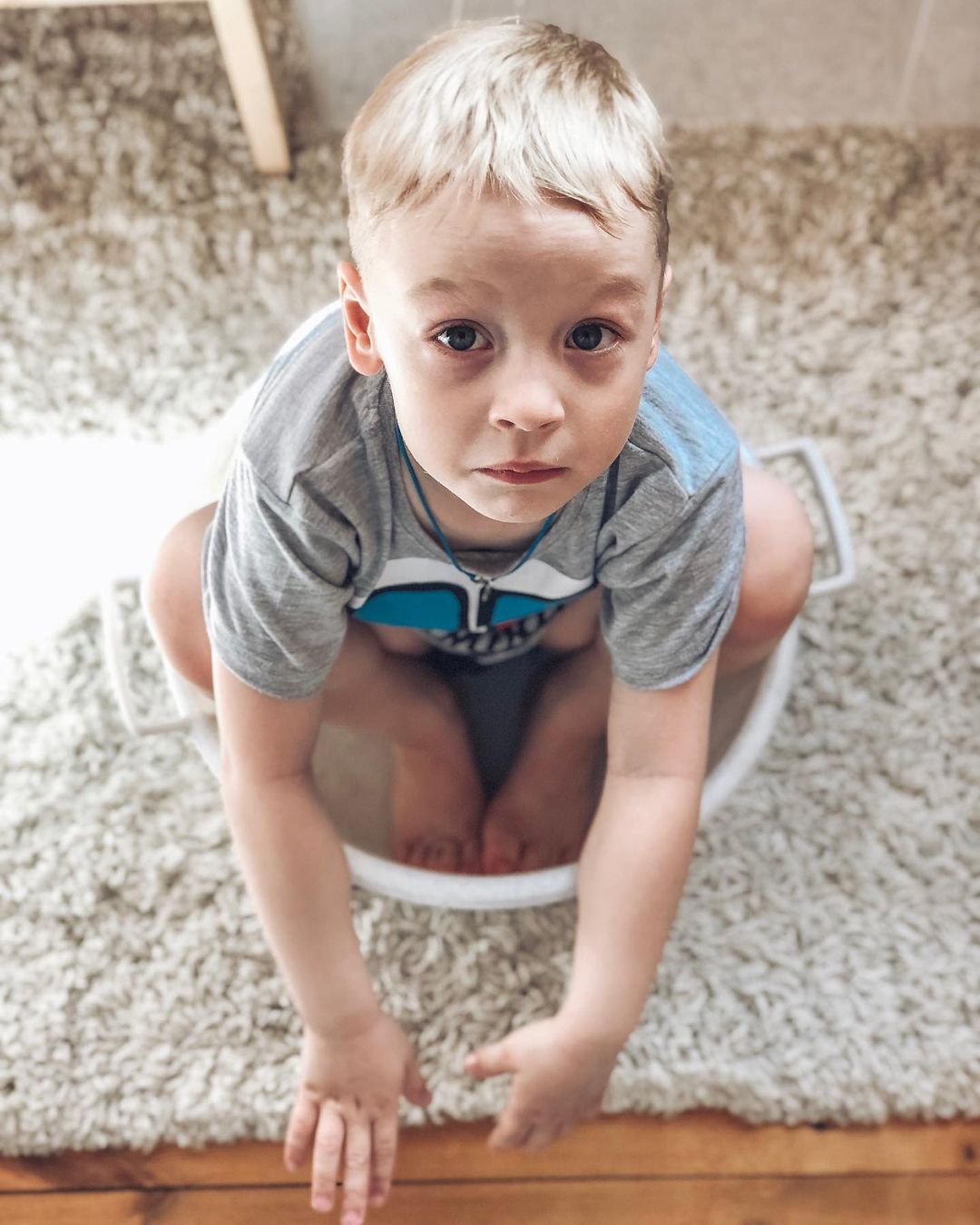 stef_zina в LOOKY — В такую жару мне тоже личный тазик с холодной водой не помеш