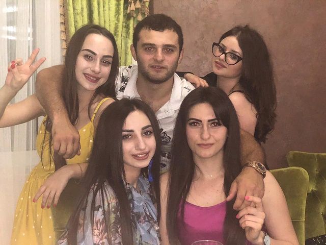 __chakr__ в LOOKY. #sisters#❤️. #sisters#❤️