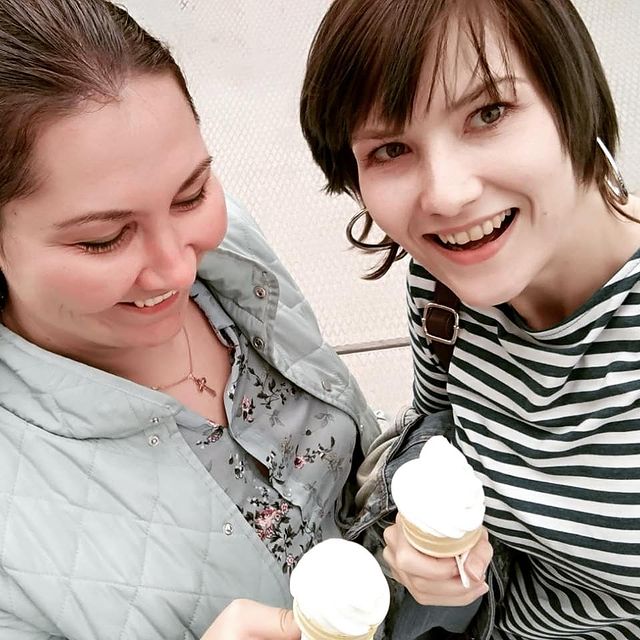 alenochka.nazarova в LOOKY. #долгожданнаявстреча😘,#мояподружка👭,#онаженашаподружка,#долгожданнаямороженка. Среда😎...маленькая ...