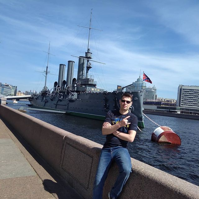 bogdanoff79 в LOOKY. #питер,#аврора,#нева,#медныйвсадник,#эрмитаж,#дворцоваяплощадь,#фонтанка. #питер #аврора #нева...
