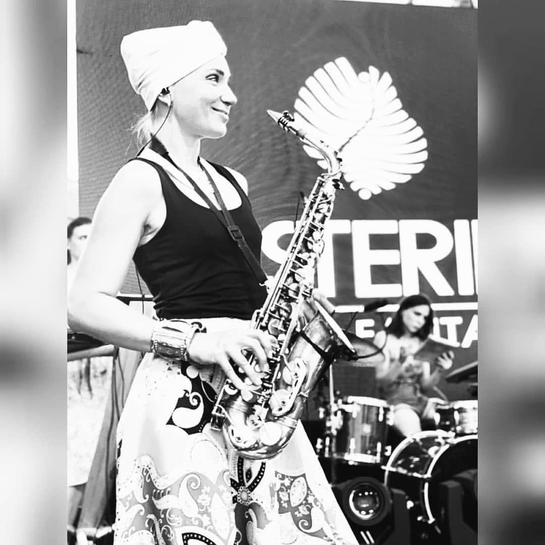 kristina_tis_sax_player в LOOKY — фото 4