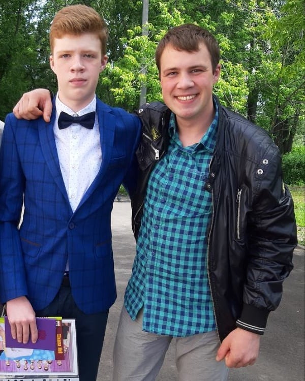 aleshka_true_stunter в LOOKY. . Совсем взрослым брат...