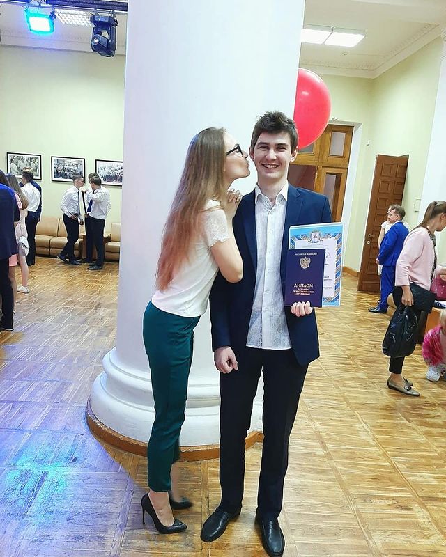 _techniquesasha_ в LOOKY. #выпускной2019. #выпускной2019