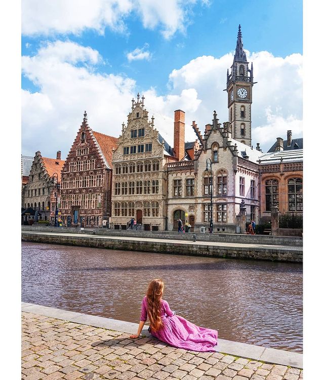 natalidenisova10 в LOOKY. #natalidenisova10_belgium,#natalidenisova10_europe,#belgica🇧🇪,#belgia,#wonderful_places,#worldplaces,#travelblogger,#путешествияпомиру,#travelphotographer,#europe_vacations,#hello_worldpics,#map_of_europe,#living_destinations,#igworld_global,#gent,#europe_gallery,#natgeoru,#блогпутешественника,#блогопутешествиях,#loves_united_europe,#ig_belgium,#бельгия,#гент,#belgium🇧🇪,#living_europe,#topbelgiumphoto,#topeuropephoto,#dametraveler,#бельгия🇧🇪,#gent. Гордый древний город...