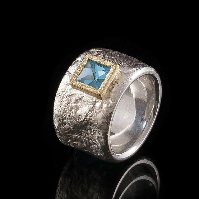 burgazly.jewelry в LOOKY. #burgazly,#burgazly_ювелирныйдизайн,#jewellery,#jewelry,#jewelrydesign,#ювелир,#ювелирнаямастерская,#ювелирныеизделияназаказ,#ювелирныеукрашения,#silver,#серебро,#gold,#золото,#бриллианты,#diamonds,#золотыеукрашения,#handmade,#кольцо,#ювелирныеизделия,#weddingrings,#обручальныекольца,#goldsmith,#finejewelry,#instapic,#instalike,#instaphoto,#photowall,#instacool. ▪ Ремонт ювелирных и...